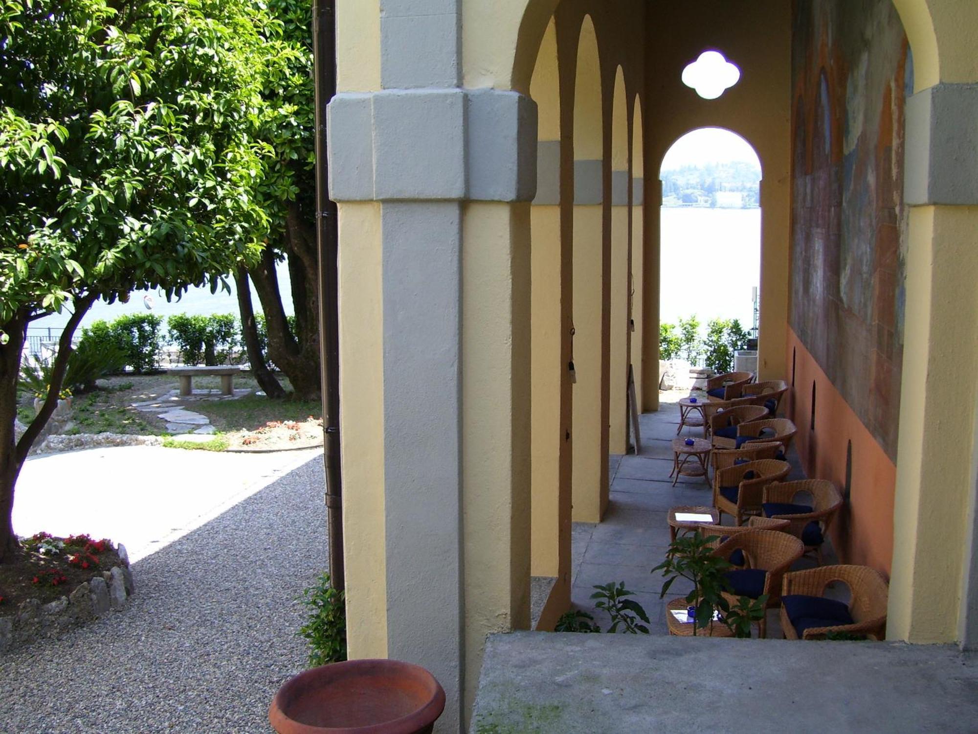 Villa La Mirabella Cadenabbia エクステリア 写真