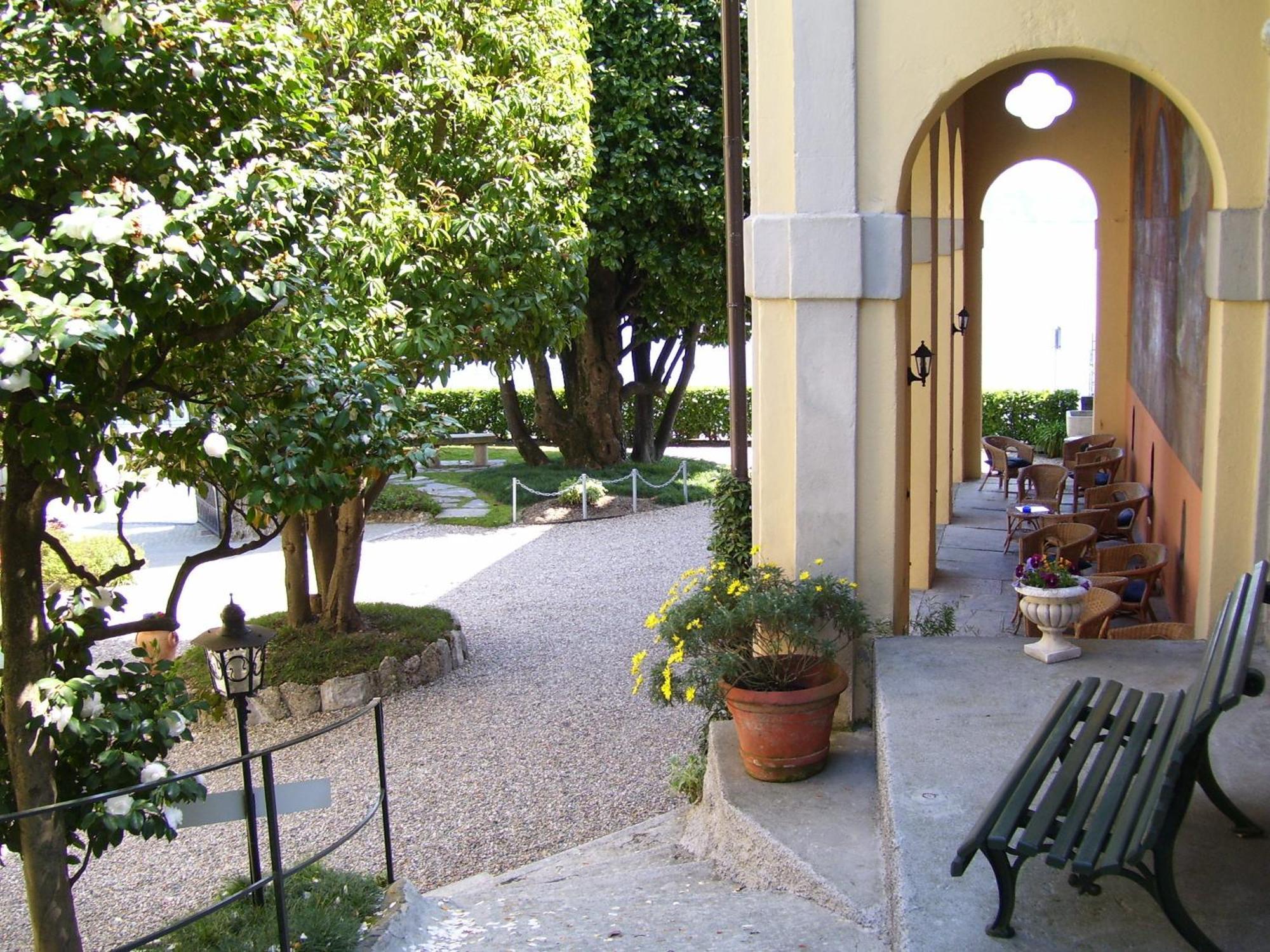 Villa La Mirabella Cadenabbia エクステリア 写真