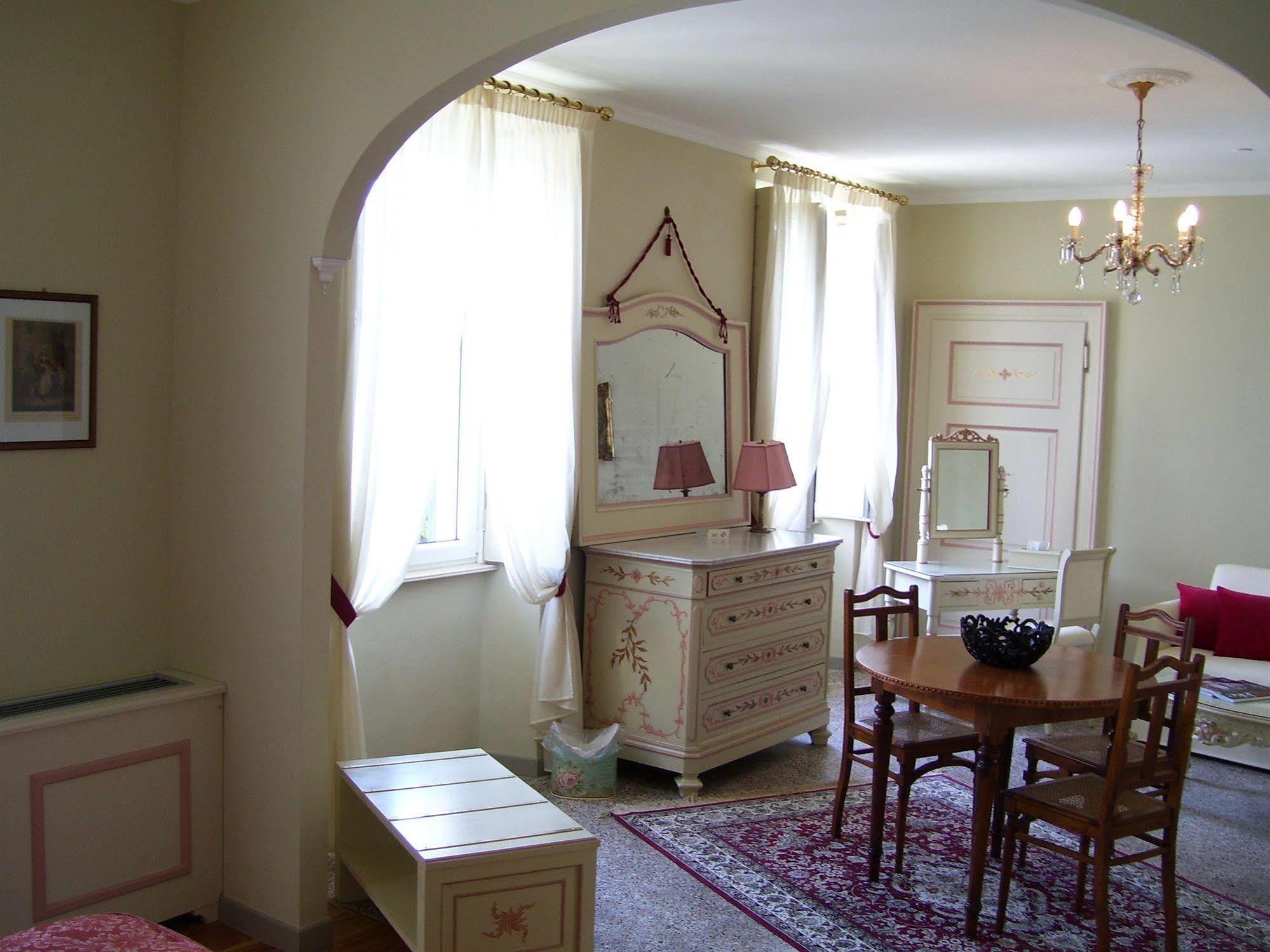 Villa La Mirabella Cadenabbia エクステリア 写真