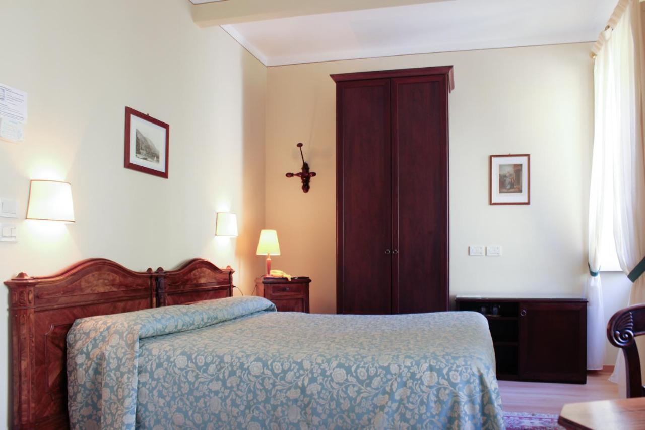 Villa La Mirabella Cadenabbia エクステリア 写真